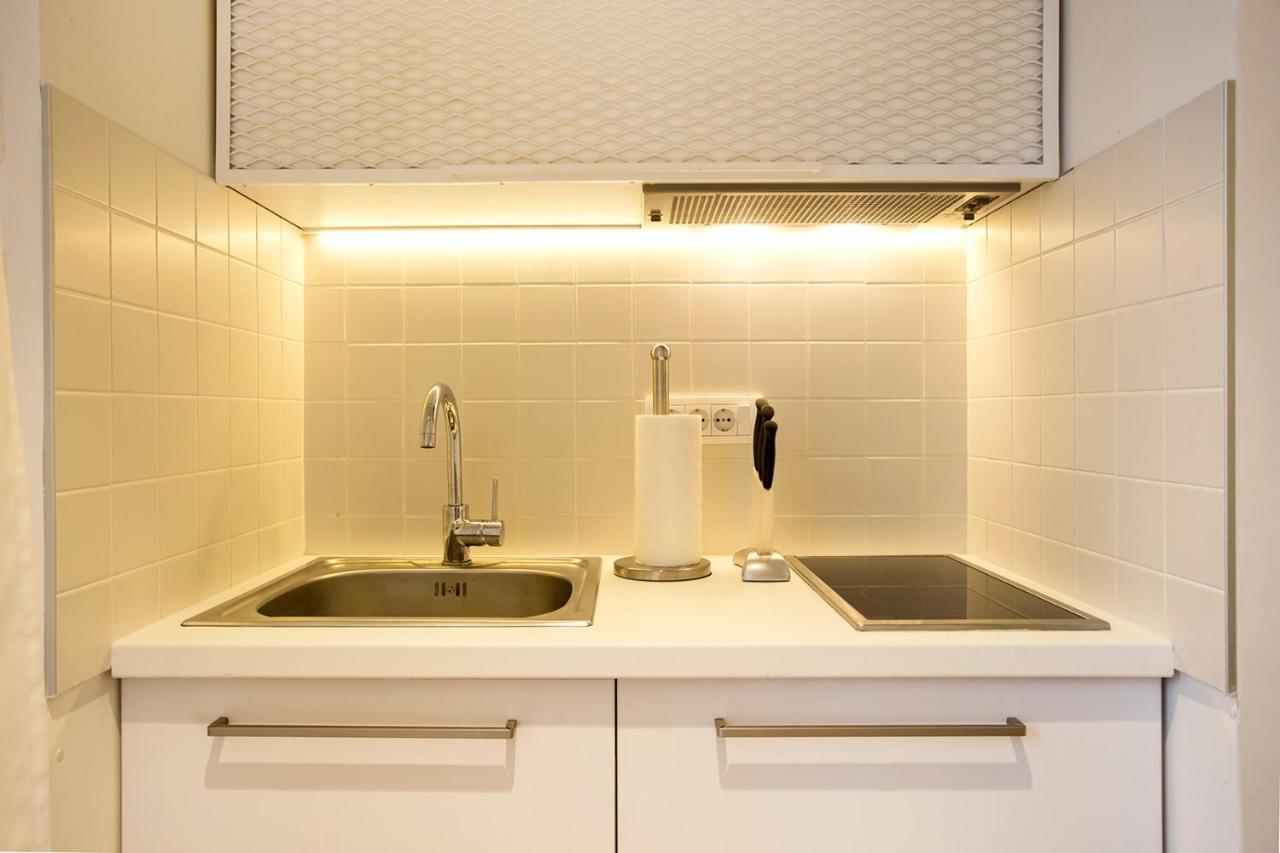 Atomic 1 Apartment